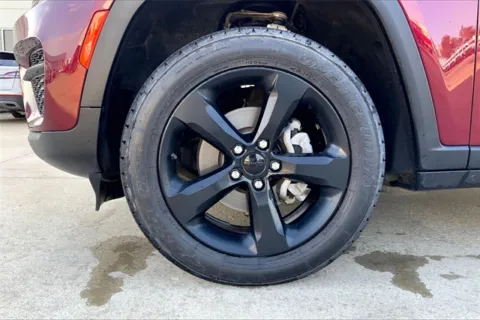 Photos of 2023 Jeep Grand Cherokee Altitude for sale in Topeka, KS at Cable Dahmer of Topeka