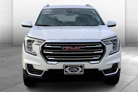 Photos of 2024 GMC Terrain SLT for sale in Topeka, KS at Cable Dahmer of Topeka