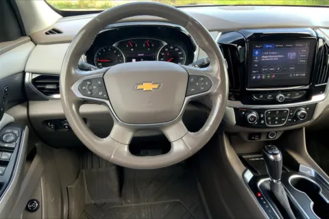 More photos of 2020 Chevrolet Traverse Premier at Cable Dahmer of Topeka, KS