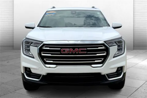 Photos of 2024 GMC Terrain SLT for sale in Topeka, KS at Cable Dahmer of Topeka