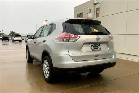 More photos of 2016 Nissan Rogue S at Cable Dahmer of Topeka, KS