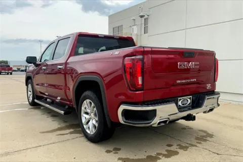 More photos of 2022 GMC Sierra 1500 Limited SLT at Cable Dahmer of Topeka, KS