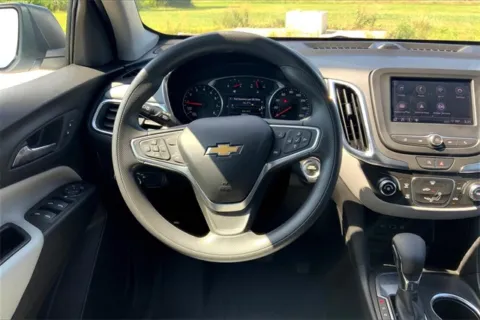 More photos of 2023 Chevrolet Equinox LS at Cable Dahmer of Topeka, KS