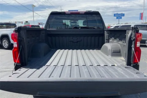More photos of 2021 Chevrolet Silverado 1500 RST at Cable Dahmer of Topeka, KS