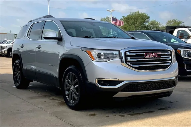 Silver 2018 GMC Acadia SLT-1 for sale in Topeka, KS