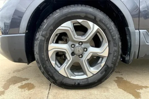 Photos of 2018 Honda CR-V EX-L for sale in Topeka, KS at Cable Dahmer of Topeka