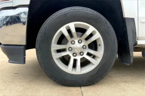Photos of 2018 Chevrolet Silverado 1500 LT for sale in Topeka, KS at Cable Dahmer of Topeka
