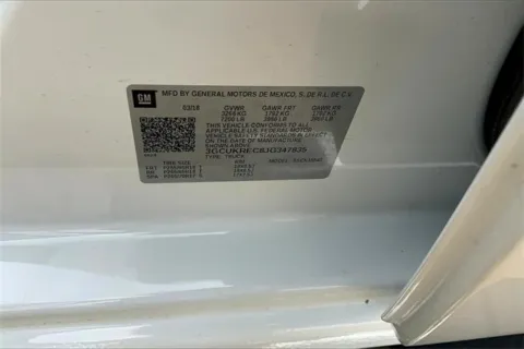 More photos of 2018 Chevrolet Silverado 1500 LT at Cable Dahmer of Topeka, KS