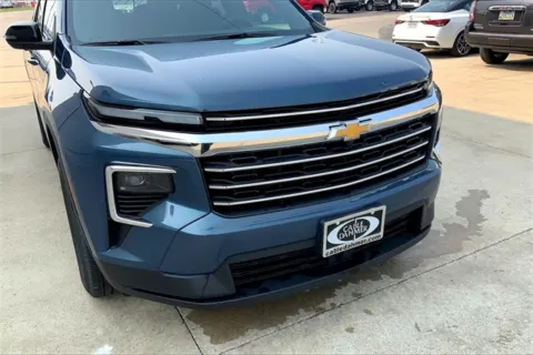 Another view of 2025 Chevrolet Traverse LT for sale in Topeka, KS at Cable Dahmer of Topeka