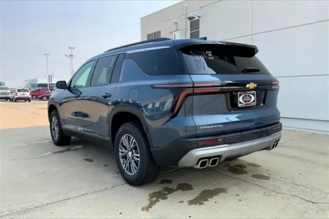 More photos of 2025 Chevrolet Traverse LT at Cable Dahmer of Topeka, KS