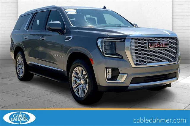 Gray 2022 GMC Yukon Denali for sale in Topeka, KS
