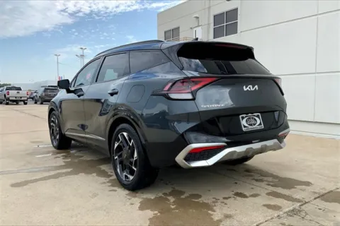 More photos of 2023 Kia Sportage SX-Prestige at Cable Dahmer of Topeka, KS