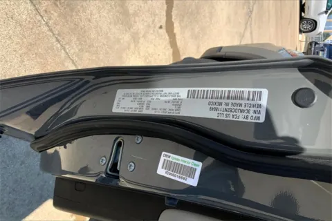 More photos of 2022 Jeep Compass Limited at Cable Dahmer of Topeka, KS