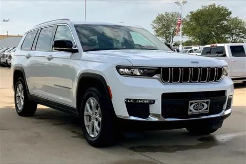 White 2023 Jeep Grand Cherokee L Limited for sale in Topeka, KS