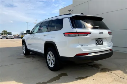 More photos of 2023 Jeep Grand Cherokee L Limited at Cable Dahmer of Topeka, KS