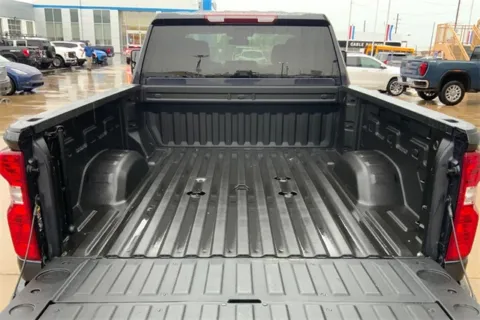 More photos of 2024 Chevrolet Silverado 2500HD Custom at Cable Dahmer of Topeka, KS