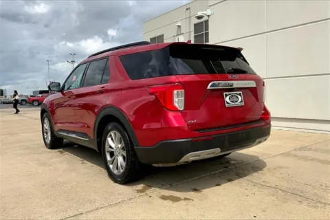 More photos of 2020 Ford Explorer XLT at Cable Dahmer of Topeka, KS