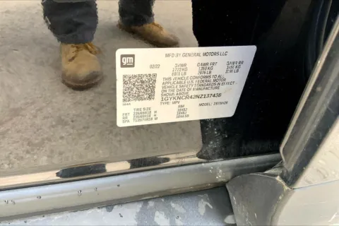 More photos of 2022 Cadillac XT5 FWD Premium Luxury at Cable Dahmer of Topeka, KS