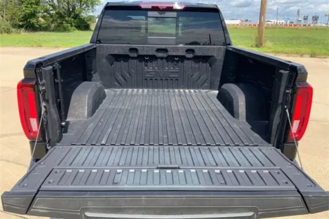 More photos of 2024 GMC Sierra 1500 Denali Ultimate at Cable Dahmer of Topeka, KS