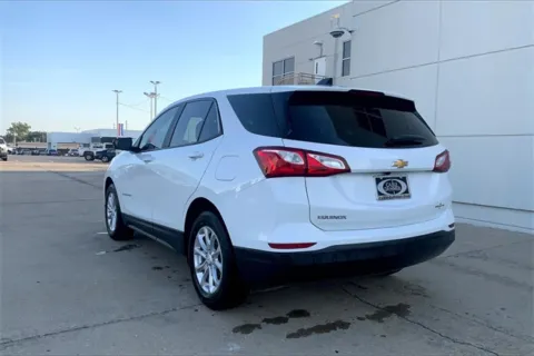More photos of 2020 Chevrolet Equinox LS at Cable Dahmer of Topeka, KS