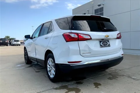 More photos of 2018 Chevrolet Equinox LT at Cable Dahmer of Topeka, KS