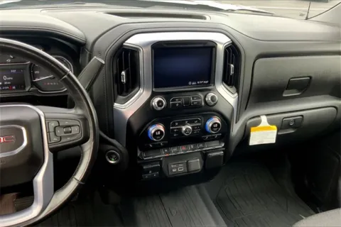 More photos of 2020 GMC Sierra 1500 SLE at Cable Dahmer of Topeka, KS