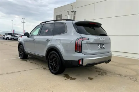 More photos of 2023 Kia Telluride EX X-Line at Cable Dahmer of Topeka, KS