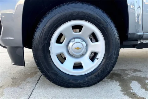 Photos of 2022 Chevrolet Colorado Work Truck for sale in Topeka, KS at Cable Dahmer of Topeka