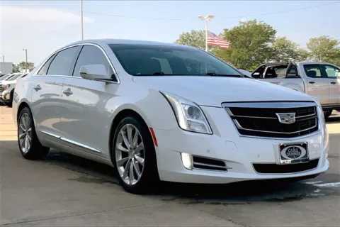 White 2016 Cadillac XTS Premium for sale in Topeka, KS