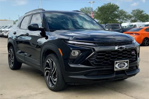 Black 2025 Chevrolet TrailBlazer RS for sale in Topeka, KS