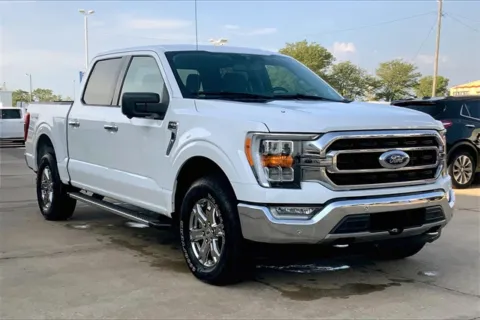 White 2021 Ford F-150 XLT for sale in Topeka, KS