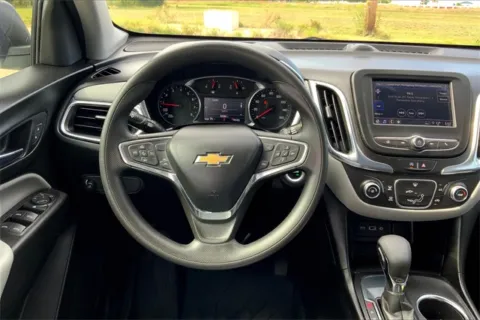 More photos of 2022 Chevrolet Equinox LS at Cable Dahmer of Topeka, KS
