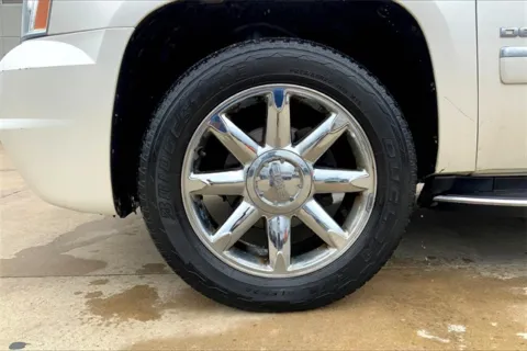 Photos of 2011 GMC Yukon XL Denali for sale in Topeka, KS at Cable Dahmer of Topeka