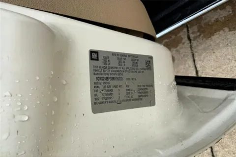 More photos of 2011 GMC Yukon XL Denali at Cable Dahmer of Topeka, KS