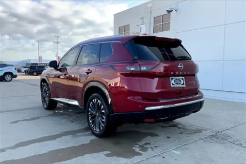 More photos of 2024 Nissan Rogue Platinum at Cable Dahmer of Topeka, KS