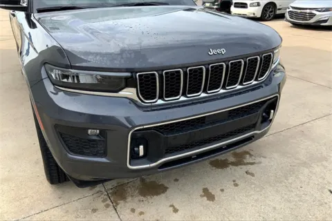 Another view of 2021 Jeep Grand Cherokee L Overland for sale in Topeka, KS at Cable Dahmer of Topeka