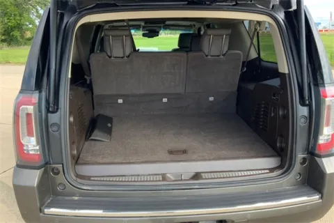 More photos of 2019 GMC Yukon XL Denali at Cable Dahmer of Topeka, KS