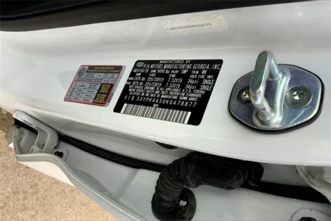 More photos of 2019 Kia Sorento SX at Cable Dahmer of Topeka, KS
