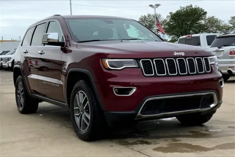 Red 2022 Jeep Grand Cherokee WK Limited for sale in Topeka, KS