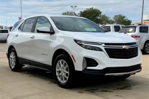 White 2024 Chevrolet Equinox LT for sale in Topeka, KS