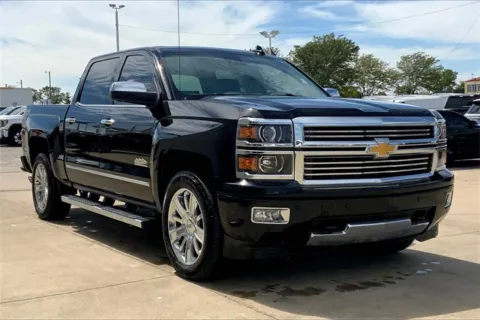 Black 2015 Chevrolet Silverado 1500 High Country for sale in Topeka, KS