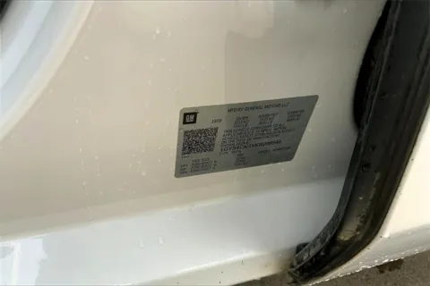 More photos of 2019 Cadillac Escalade Premium Luxury at Cable Dahmer of Topeka, KS