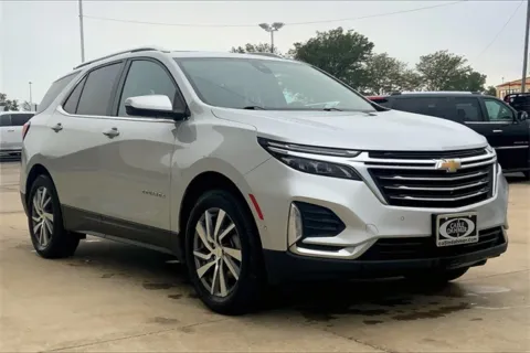 Silver 2022 Chevrolet Equinox Premier for sale in Topeka, KS