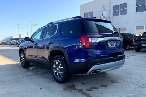More photos of 2023 GMC Acadia SLE at Cable Dahmer of Topeka, KS