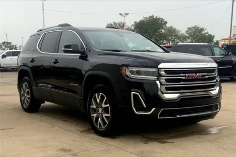 Black 2023 GMC Acadia SLE for sale in Topeka, KS