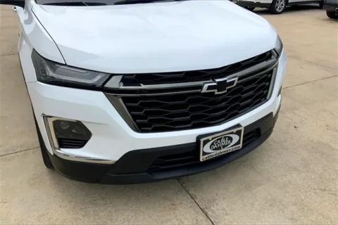 Another view of 2023 Chevrolet Traverse LT for sale in Topeka, KS at Cable Dahmer of Topeka