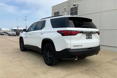 More photos of 2023 Chevrolet Traverse LT at Cable Dahmer of Topeka, KS
