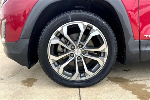 Photos of 2020 GMC Terrain SLT for sale in Topeka, KS at Cable Dahmer of Topeka
