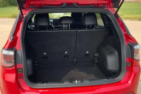More photos of 2023 Jeep Compass Limited at Cable Dahmer of Topeka, KS
