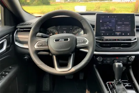 More photos of 2023 Jeep Compass Limited at Cable Dahmer of Topeka, KS